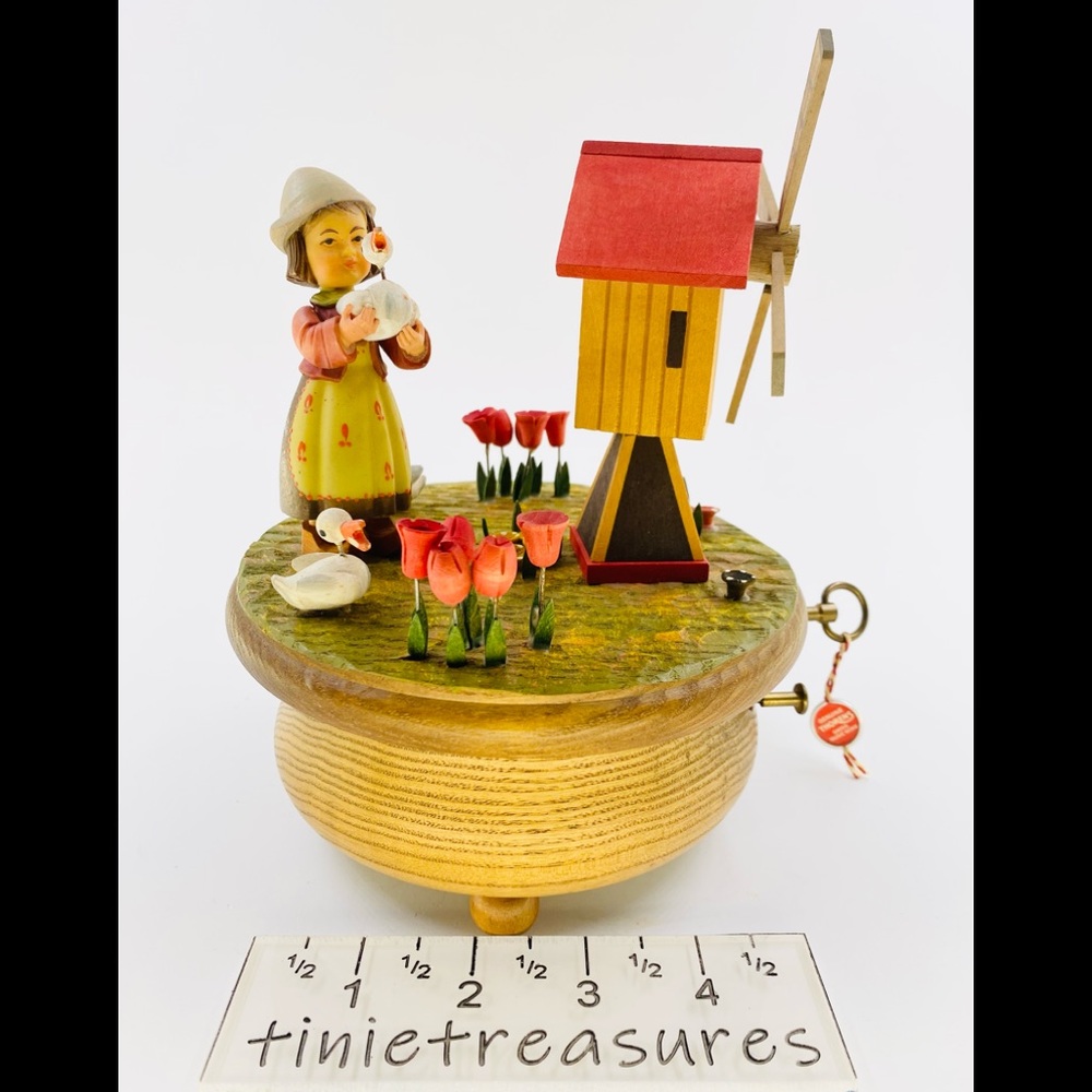 Anri Schmidt-Linder wooden Swiss music box tinietreasures